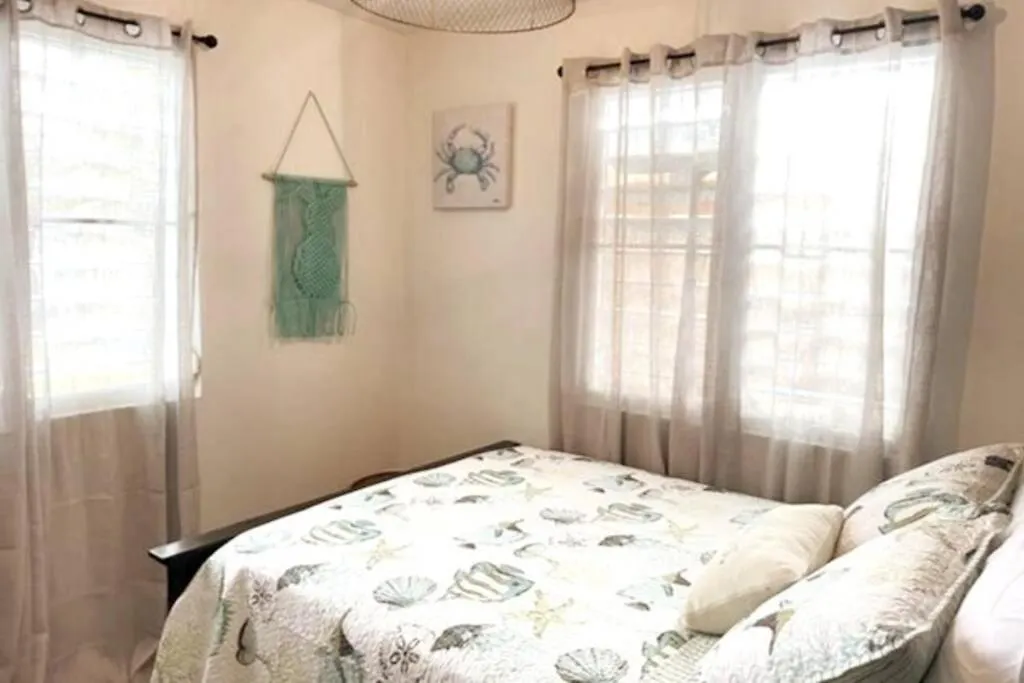 Nela'S Beach House Arecibo Holiday home